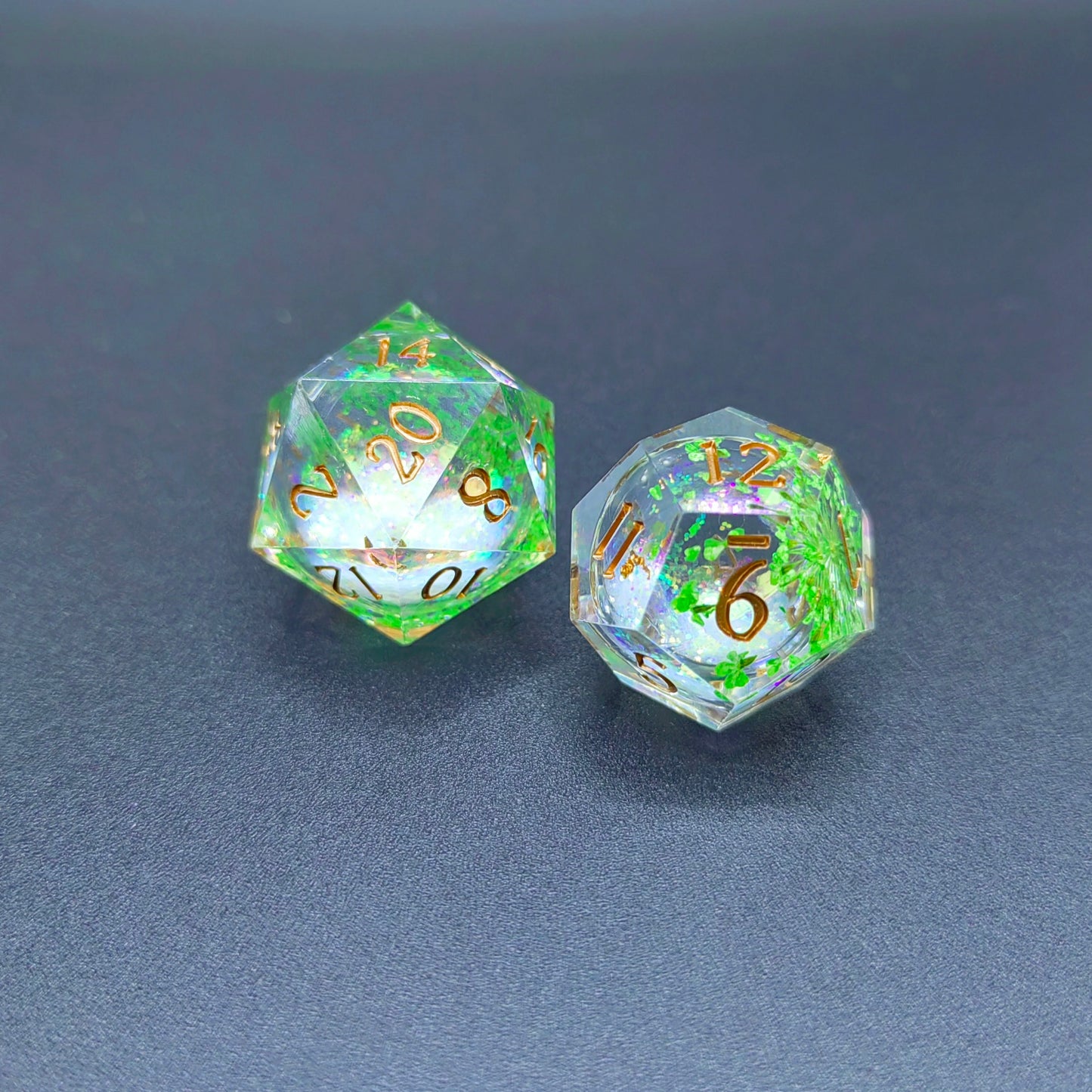 Sharp Edge Dice Set - Green Grass Liquid Core