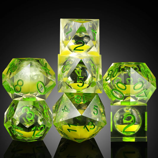 Sharp Edge Dice Set l Liquid Core Green