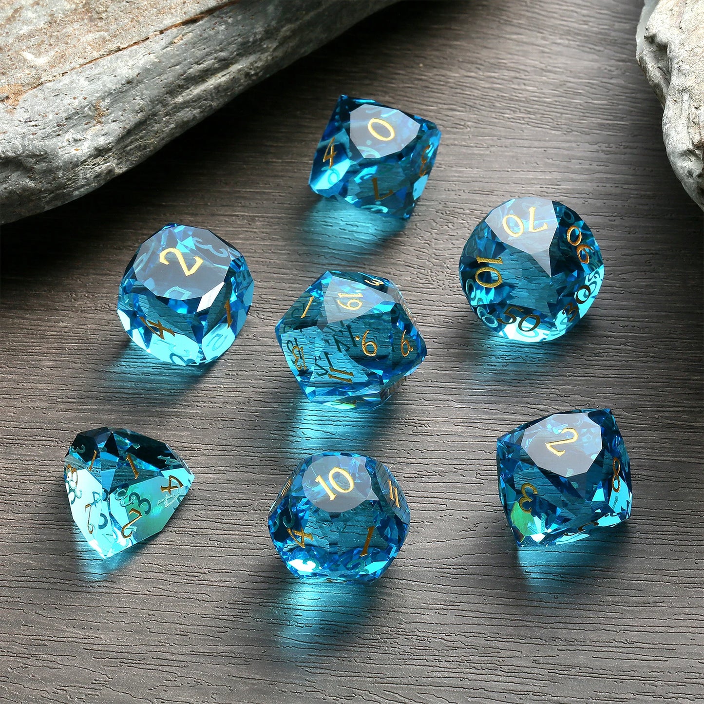 Glass Dice Set – Diamond-Cut Blue