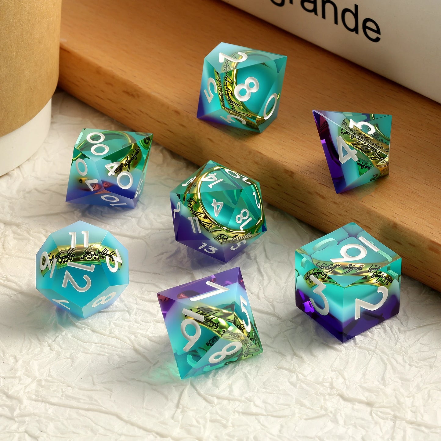 Sharp Edge Dice Set l LOTR One Ring Blue-Purple